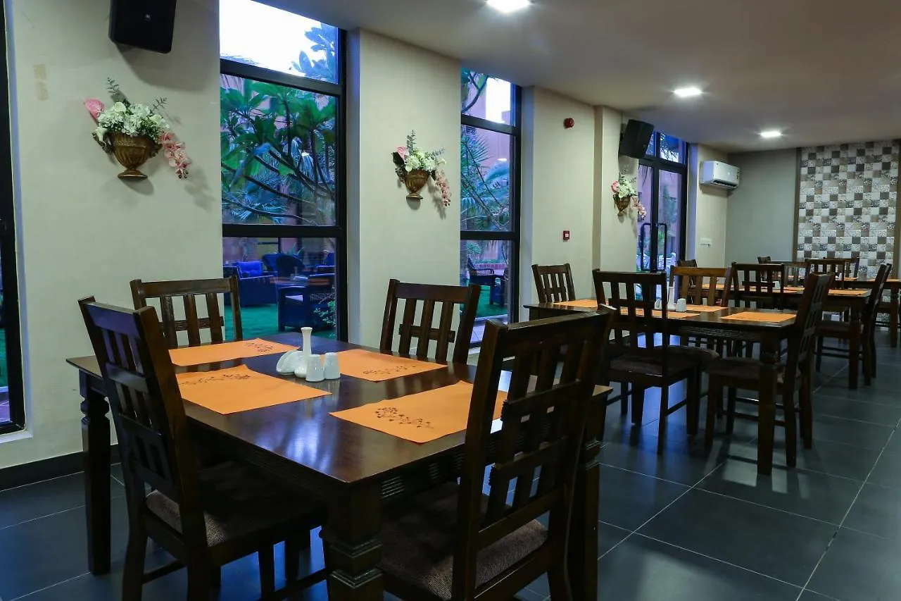 Weekend Hotel & Resort Cidde 3*,